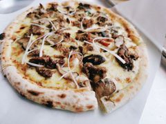 烤牛肉披萨-I HOLIC艾豪丽披萨(KKone店)