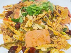 -拿渡·水煮鱼麻辣香锅(王府井奥莱·香江小镇店)