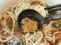 -李先生牛肉面大王(北京站售票厅餐厅)