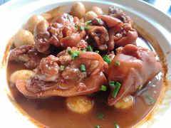 -河畔春天时尚餐厅