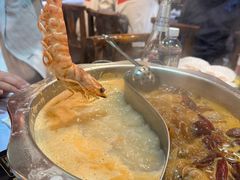 -鲜入围煮花胶鸡海鲜火锅