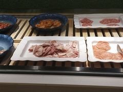 -北京汉丽轩海鲜烤肉自助火锅一体(中百店)