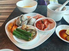 -亚洲国际大酒店·云顶阁旋转自助餐厅