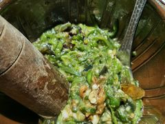 皮蛋青椒擂茄子-费大厨辣椒炒肉(万家丽一店)