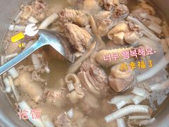 -喃喃椰·糟粕醋·椰子鸡火锅(七堡花园店)