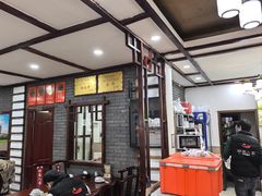 -湖南人家湘菜馆(镇江路店)