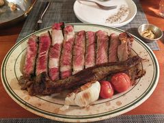 熟成牛排-MONICH牛排融合餐厅(和义大道购物中心店)