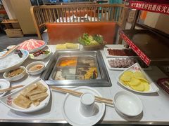 -旺龙巷重庆脆毛肚火锅·潜山扛把子店(潜山商业街店)