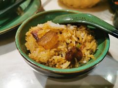 广式腊味煲仔饭-狐狸爱上椰子鸡(滨江星光大道店)