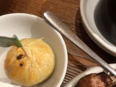 烤破酥包-云海肴·汽锅鸡·云南菜(美罗城店)