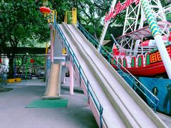 -顺德大良半月城游乐场