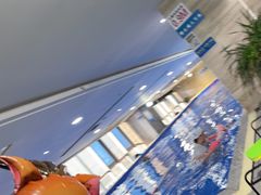 -小蓝鲸游泳培训基地(石景山店)