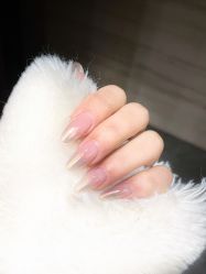 -芮娅时光半永久纹眉·美甲美睫·皮肤管理