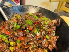 -牛八宝桂林米粉(八里庄店)