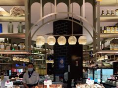 -钱小奴海鲜自助黑金店(杭州滨江龙湖店)