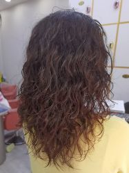 -安蒂护肤造型