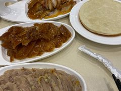 -大鸭梨烤鸭店(金顶街店)