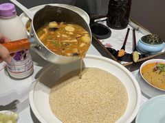-江城小馆陕南妈妈菜·全球旅行餐厅(钟楼店)