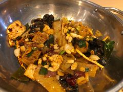 -拿渡麻辣香锅(世茂广场·工三店)