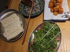 -洱火云南酸菜牛肉火锅(石景山当代商城店)