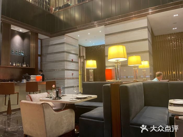 郑州希尔顿酒店·阿米奇意大利餐厅图片