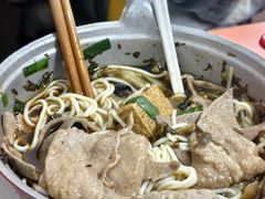 -铁锅哥米线