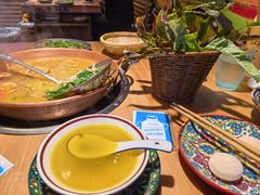 -洱火云南酸菜牛肉火锅(石景山当代商城店)