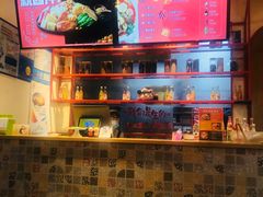 -小蛮椒麻辣烫·麻辣拌(青浦宝龙店)