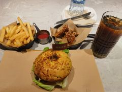 -必胜客(远大路店)