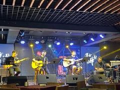 -月亮瓦肆音乐酒吧(环山路店)