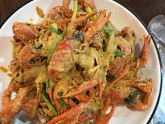 -虾弄弄海派小龙虾·牛羊蝎子火锅