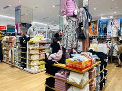 -优衣库(深圳万象天地旗舰店)