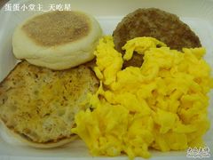 nEO_IMG_DSC02298-麦当劳(静安寺店)