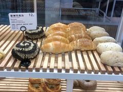 -焙丽拾光(麦凯乐直营店)