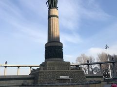 -人民防洪胜利纪念塔