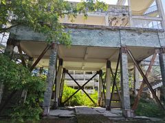 -四川汶川特大地震漩口中学遗址