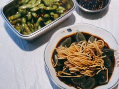 -石牌岭小亮蒸虾•湖北老字号(左岭店)