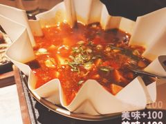 -穹六人间 people 6(岳阳路店)