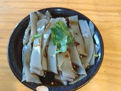 -勺子米线·云南传统小吃市集(四方街店)