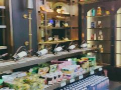 -宝岛甲壳虫KTV(蓝天路店)