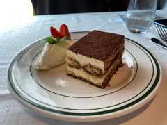 -Wolfgang’s Steakhouse 沃夫冈牛排馆(上海白玉兰广场店)