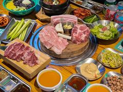 -唯成•韩国炭火烤肉 유성고기