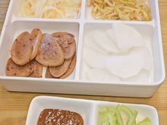 -弘彩英·烤牛舌·年糕火锅(蓝色港湾店)