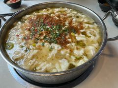 -德林酸菜鱼火锅(南丹店)