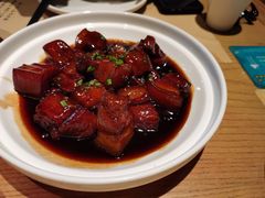 阿婆红烧肉-荣小馆(椒江青悦城店)