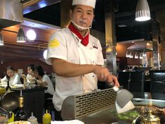-利昂法式铁板主题餐厅(新奥购物中心店)