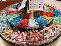 -Laderach 莱德拉(上海环贸iapm店)