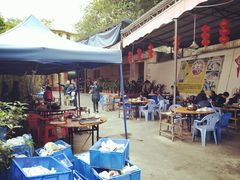 露天位-章记正宗南岗鱼蛋火锅