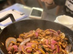 -胡须佬鸡煲四季火锅店(石厦西村直营店)