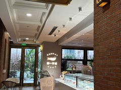 -潮一不贰·法式甜品·生日蛋糕·西式简餐(外滩店)